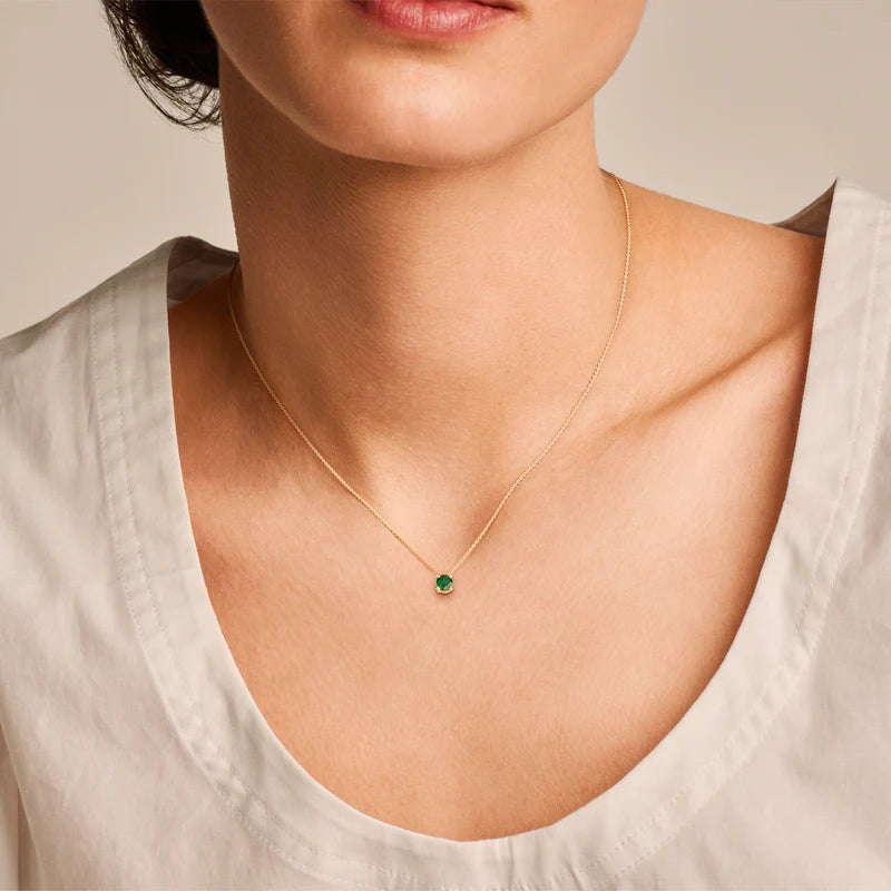 Blush geelgoud collier met smaragd