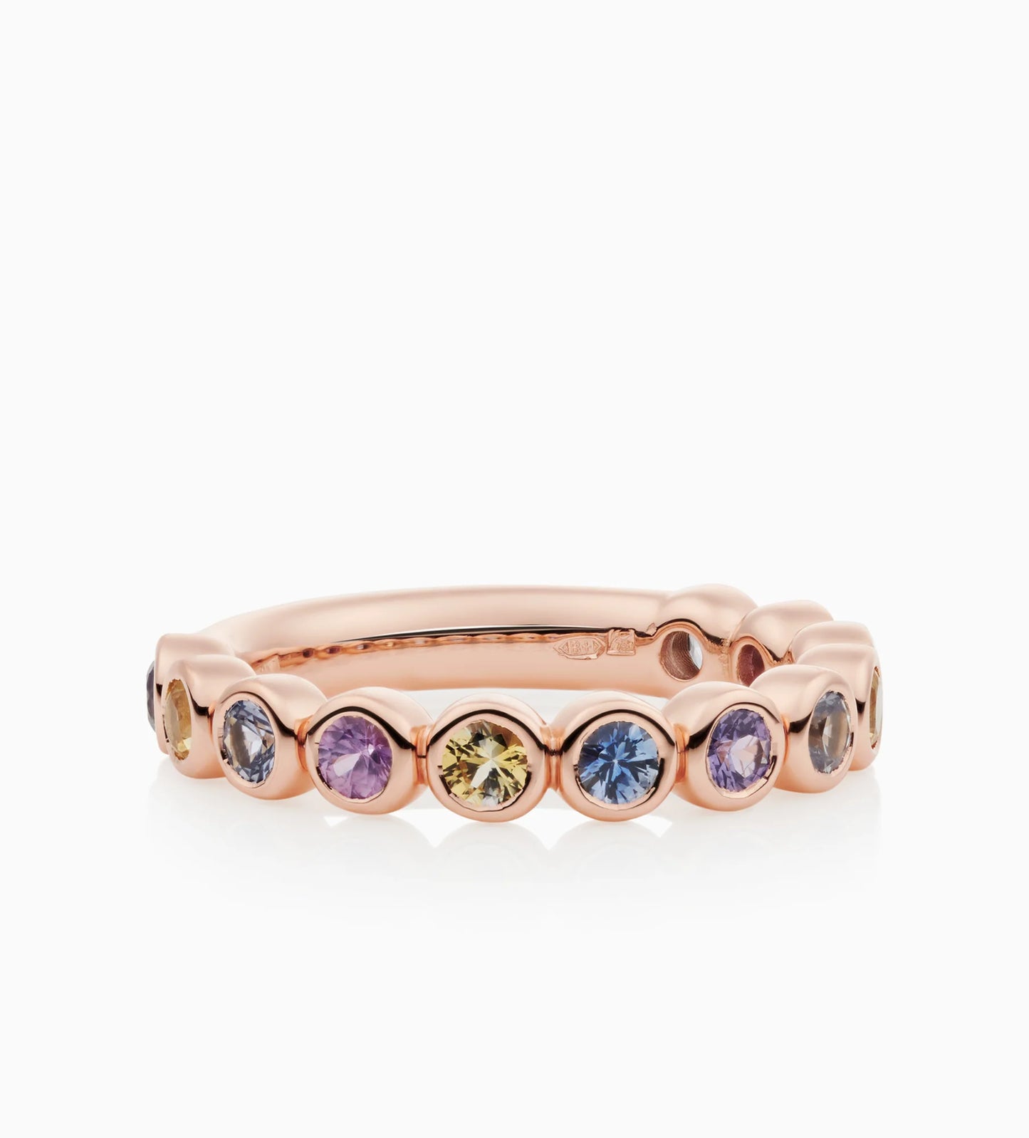 Bron confetti ring met een mix van saffier