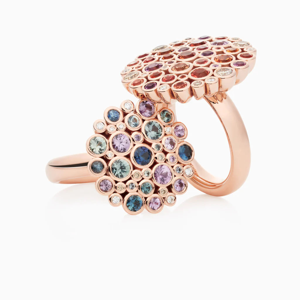 Bron Confetti ring met een mix van saffier