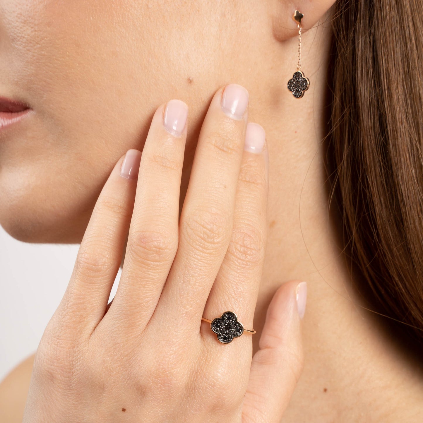 Morganne Bello ring zwarte diamant