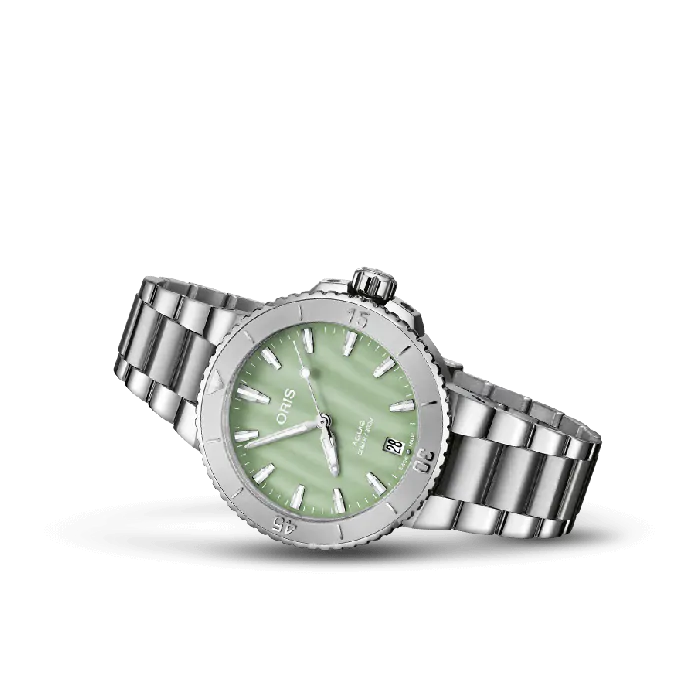 Oris Aquis Date