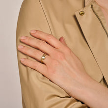 Afbeelding in Gallery-weergave laden, Blush ring met Parelmoer
