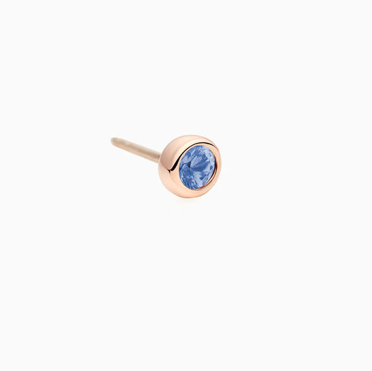 Bron Confetti oorbel ( enkel stuk) met blauwe saffier